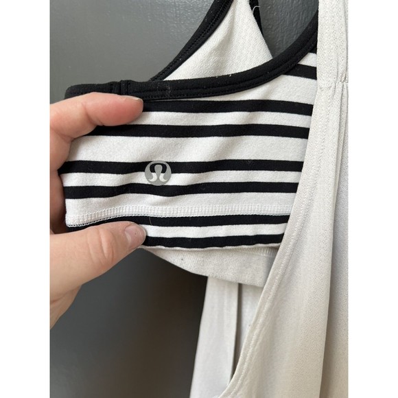 Lululemon No Limits Black White Striped Tank Top Built In Bra Racerback Sz 4 - Picture 4 of 6